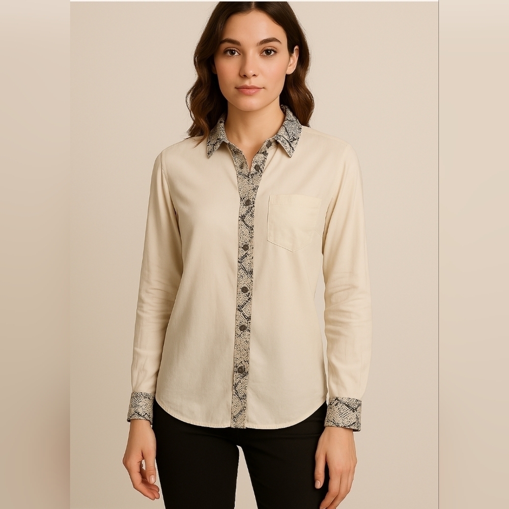 Equipment Femme Women s Cream Snake Print Button Up Long Sleeve Shirt Size S